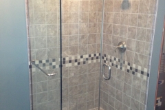 door panel return with towel bar in return panel